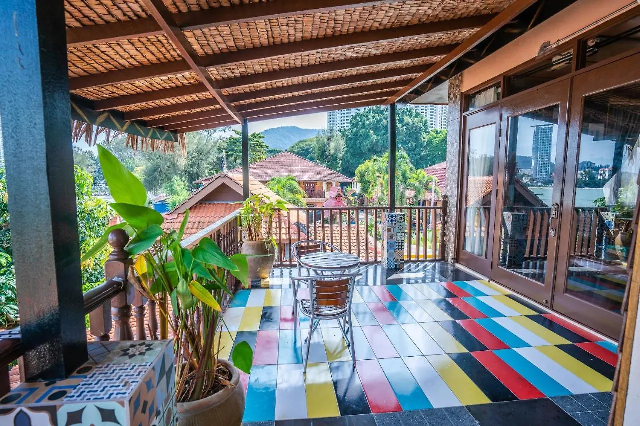Lost Paradise Resort Batu Feringgi 3*,