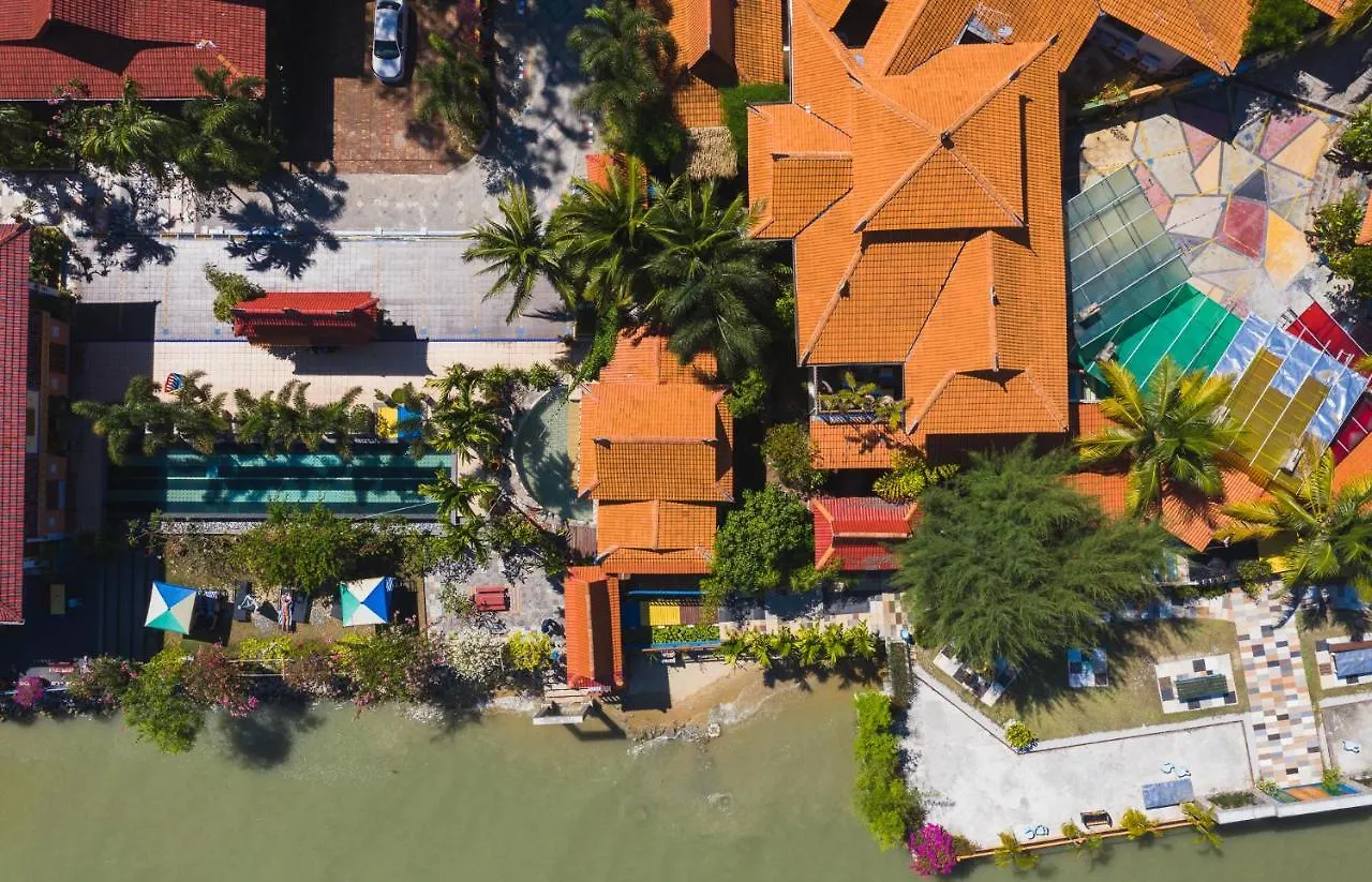 Lost Paradise Resort Batu Ferringhi 3*,  Malasia