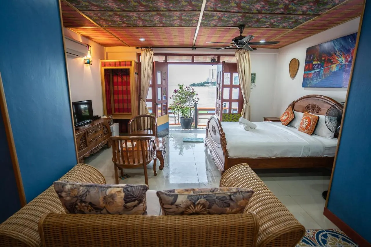 Lost Paradise Resort Batu Ferringhi