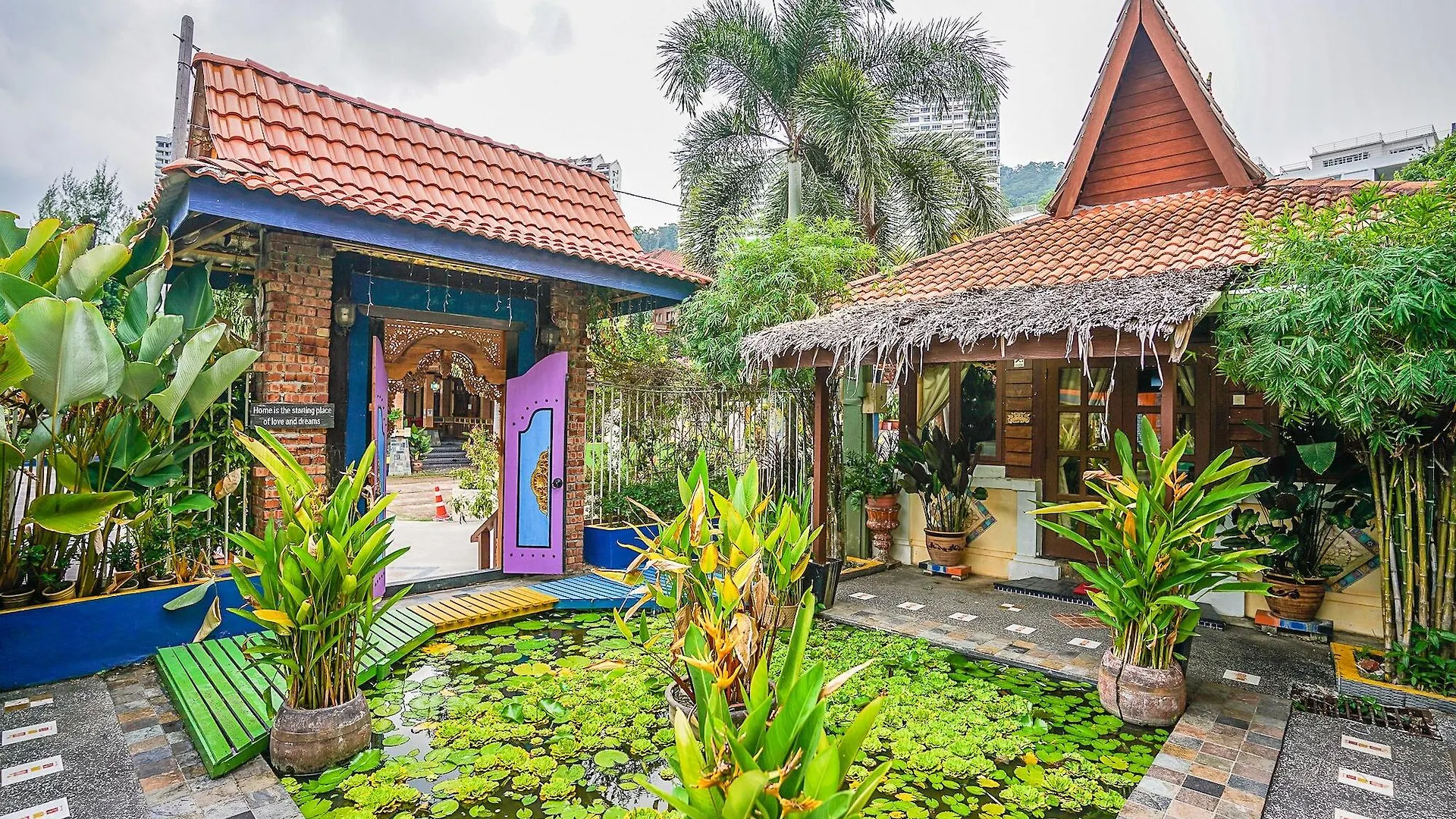 Lost Paradise Resort Batu Ferringhi